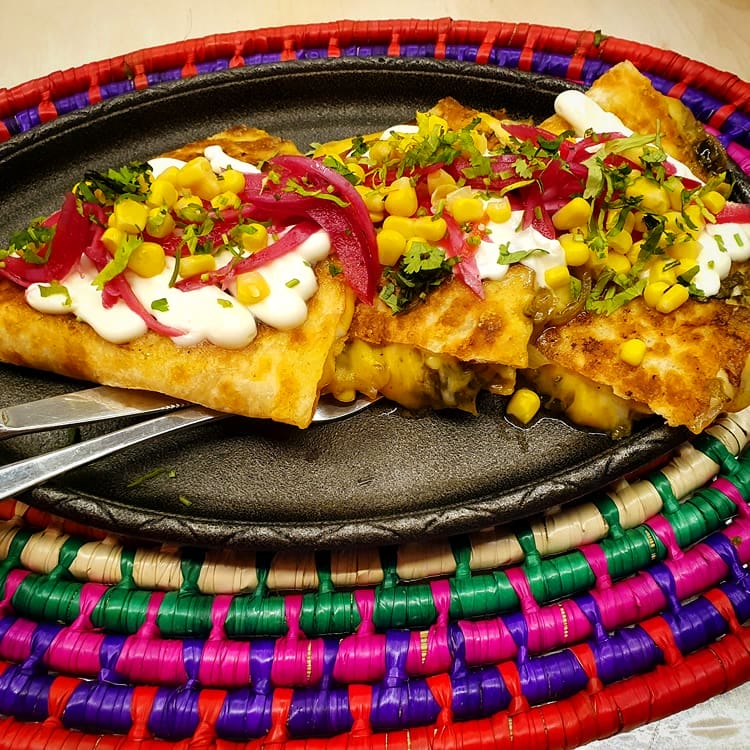 quesadillas mexicanes a la guia 20 restaurants dogfriebdly de Catalunya